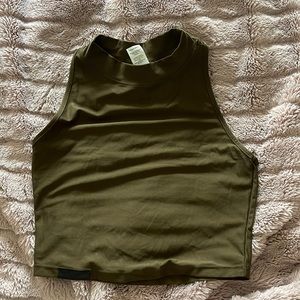 Alphalete high neck cropped tank
